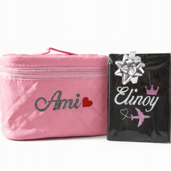 מארז דרכון+תיק רחצה גדול עם רקמה