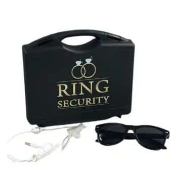 סט מזוודה לשושבין-מזוודה משקפיים אוזניות וסיכה