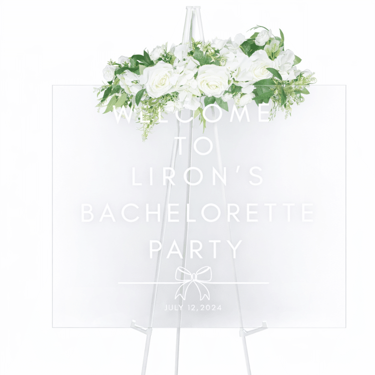 שלט אקריל שקוף עם כיתוב אישי לאירוע